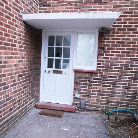 Appartement Harrow Luxury Flat With Free Parking. à Londres Extérieur photo