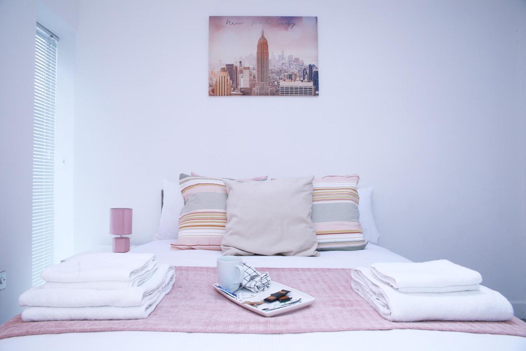 Appartement Harrow Luxury Flat With Free Parking. à Londres Extérieur photo