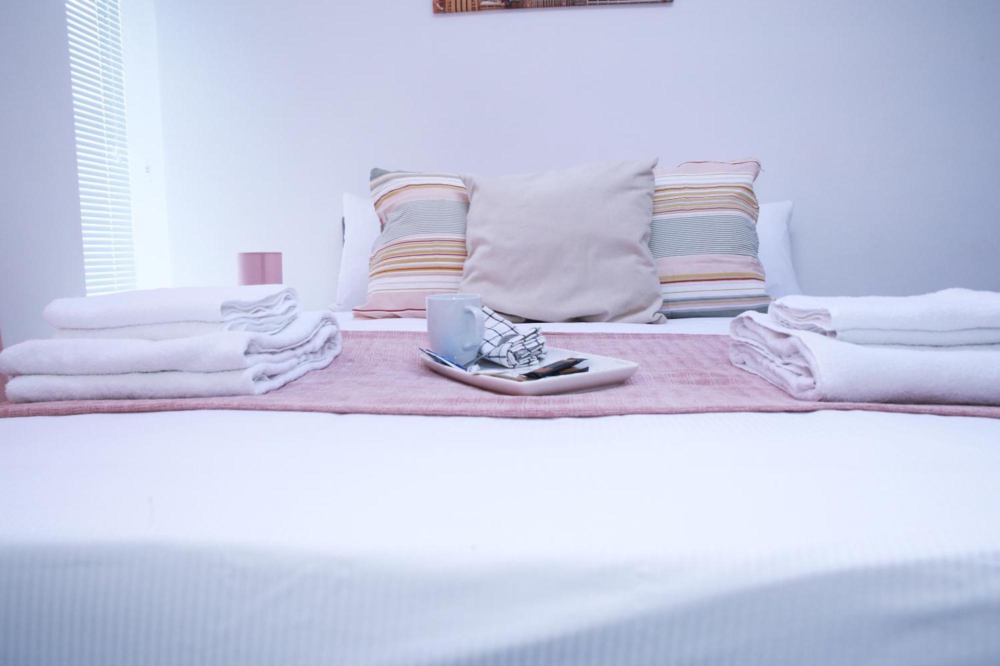 Appartement Harrow Luxury Flat With Free Parking. à Londres Extérieur photo